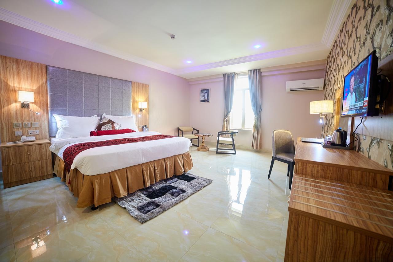 Corinthia Villa Hotel Abuja Exterior foto