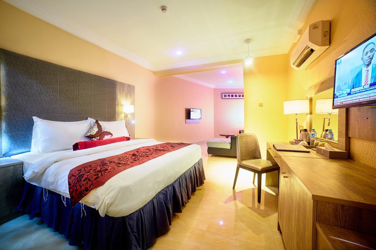 Corinthia Villa Hotel Abuja Exterior foto